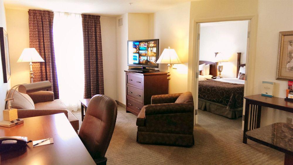 Staybridge Suites Detroit-Novi By Ihg Exteriör bild